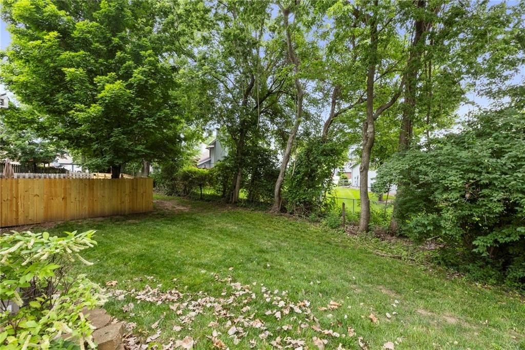 8307 N Barclay Circle — photo 5