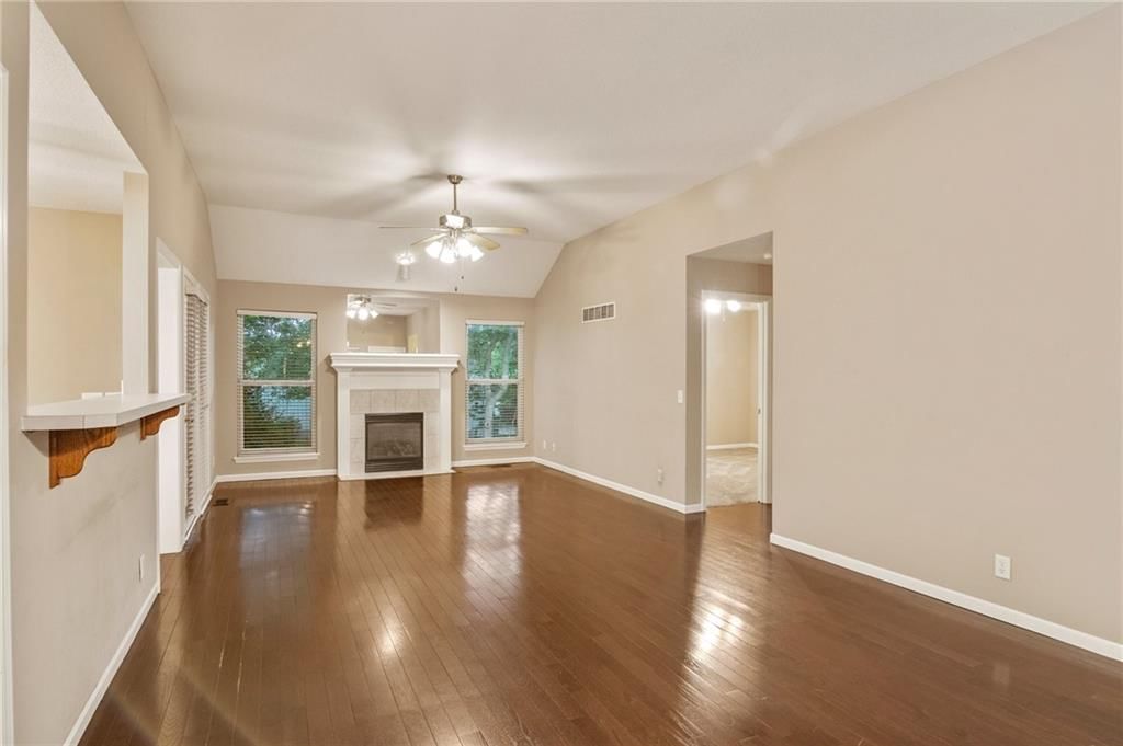 8307 N Barclay Circle — photo 6