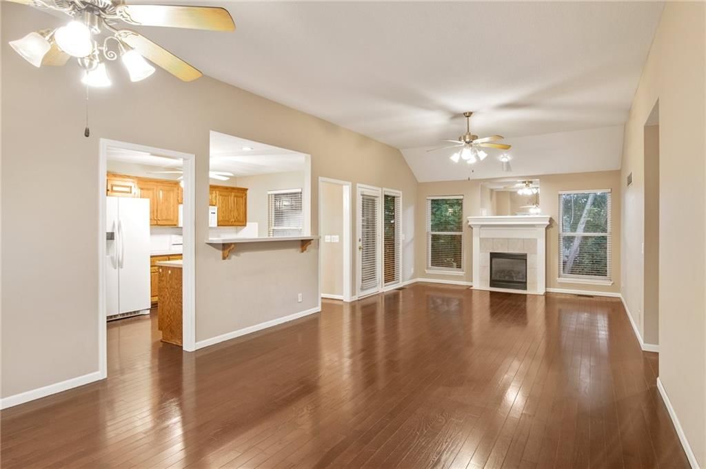 8307 N Barclay Circle — photo 7