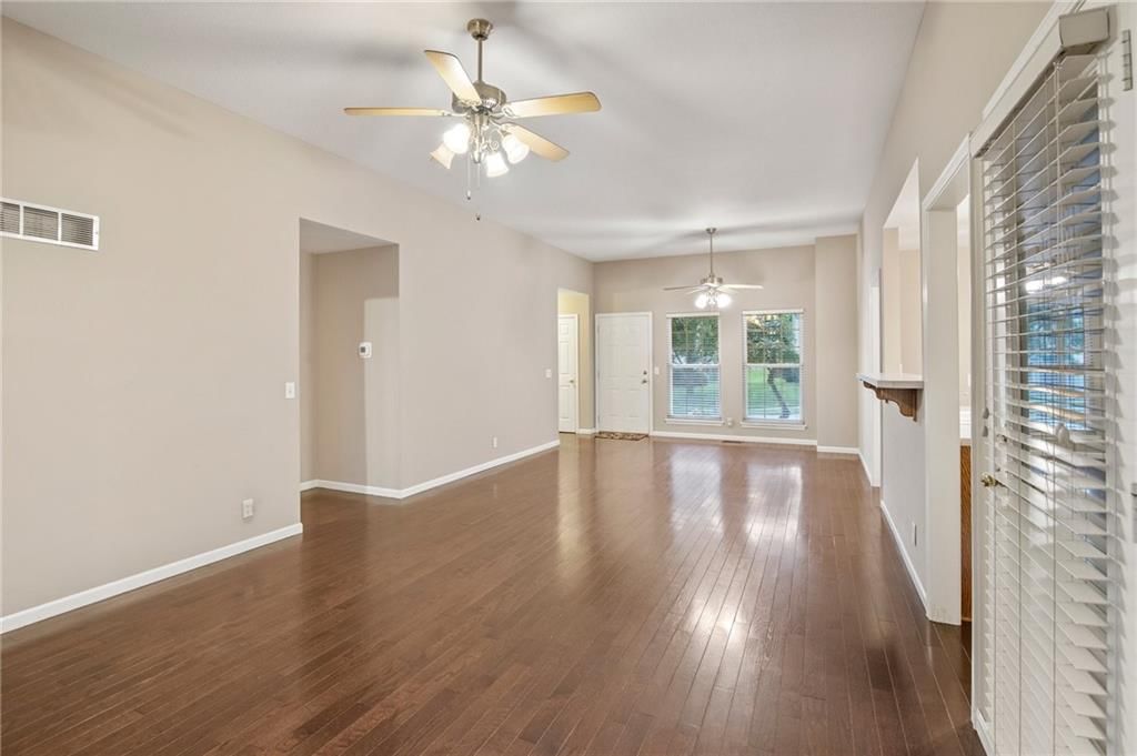 8307 N Barclay Circle — photo 8