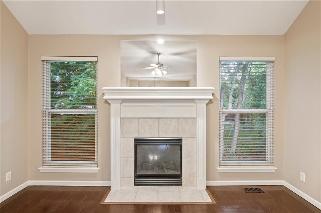 8307 N Barclay Circle — photo 10