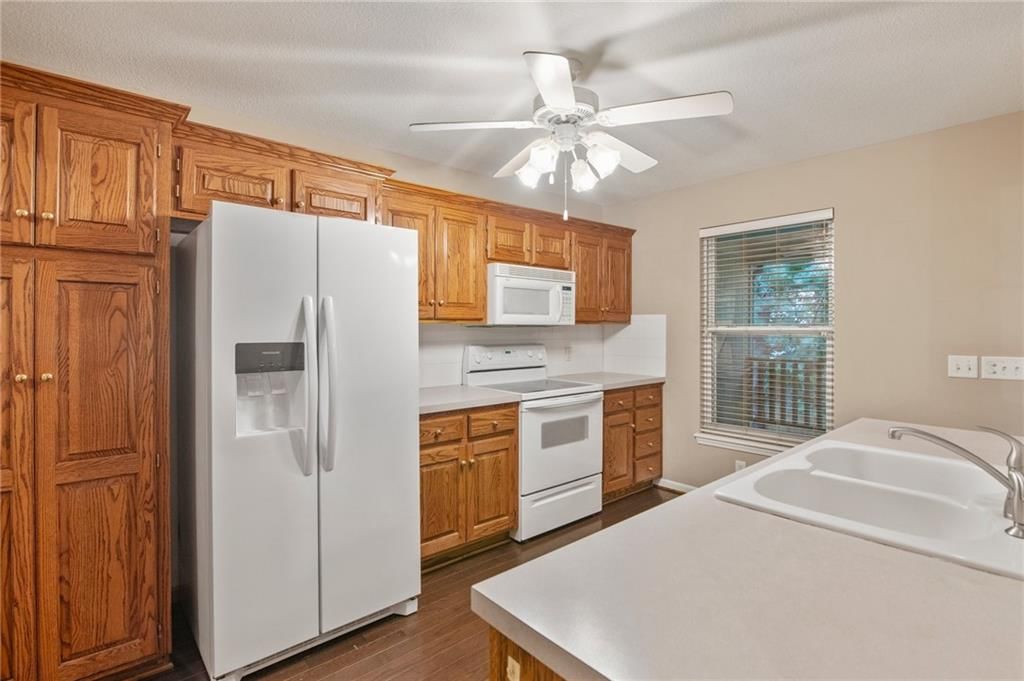 8307 N Barclay Circle — photo 12