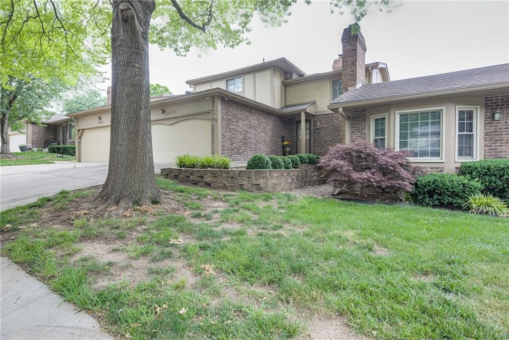 10902 W 96TH Terrace, Overland Park, KS
