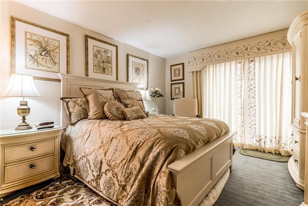 10902 W 96TH Terrace — photo 4