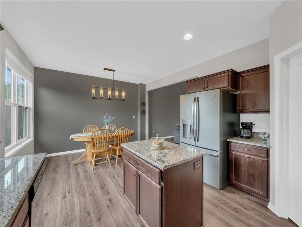 Photo 7 of 27 - 21818 W 123rd Terrace