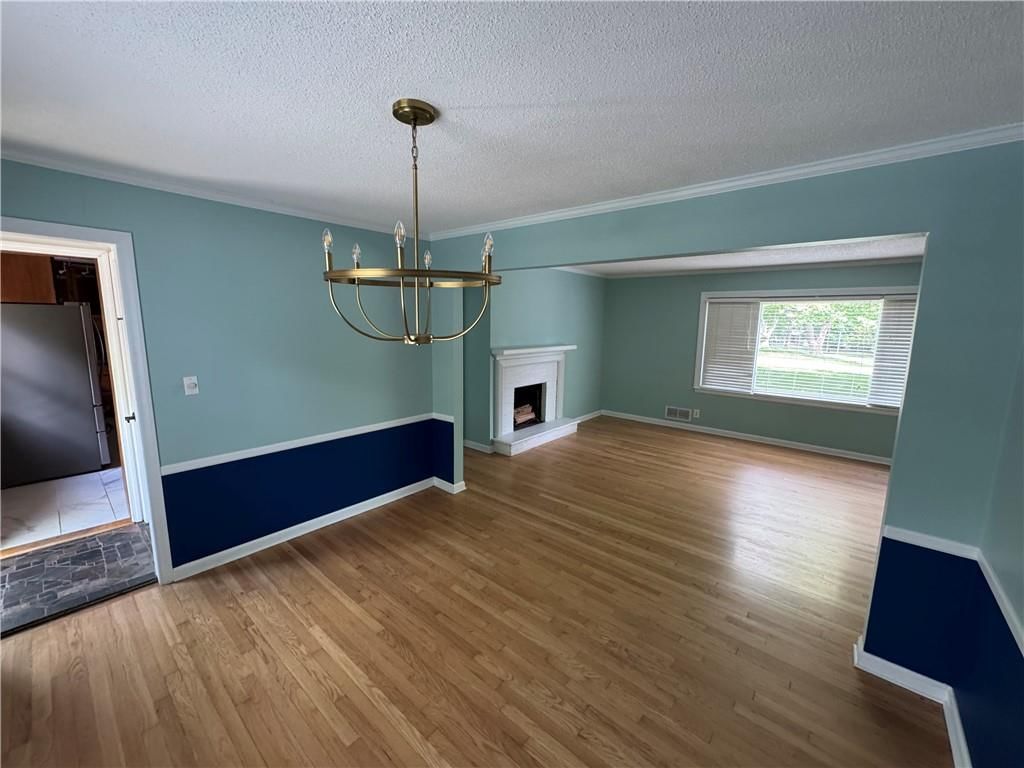 10008 Mercier Street — photo 6