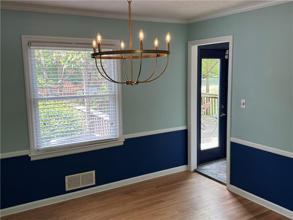 10008 Mercier Street — photo 7