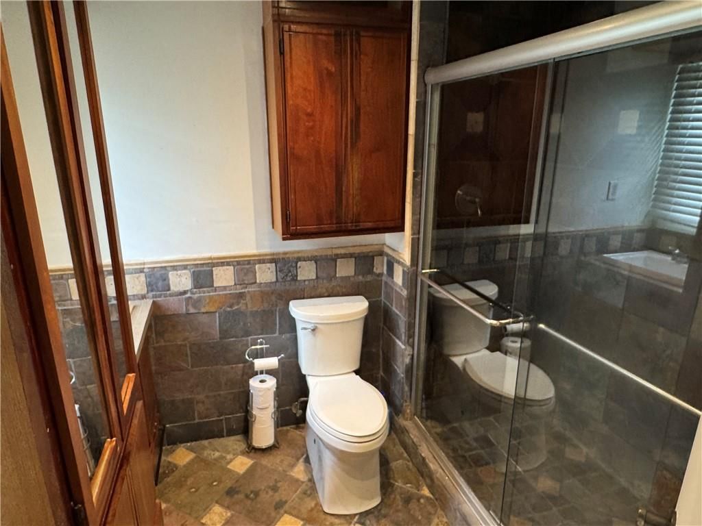 10008 Mercier Street — photo 17