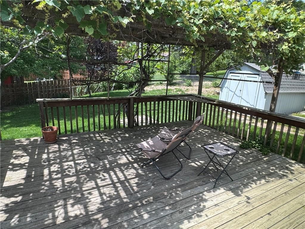 10008 Mercier Street — photo 28