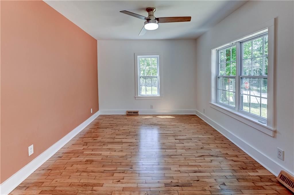 3701 N Cherry Street — photo 8