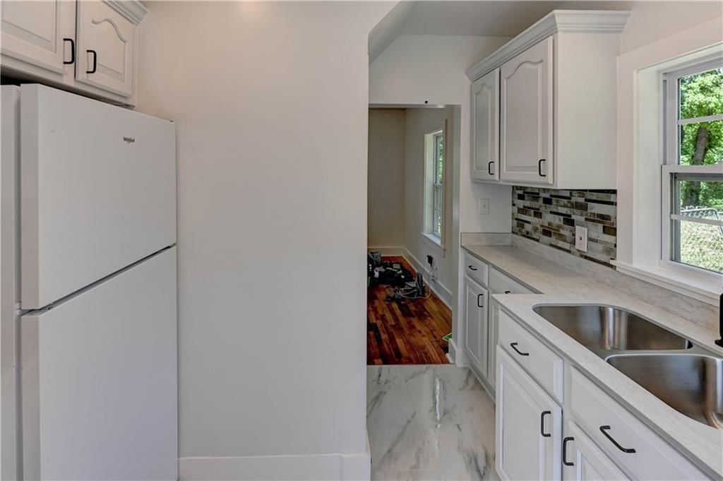 3701 N Cherry Street — photo 18