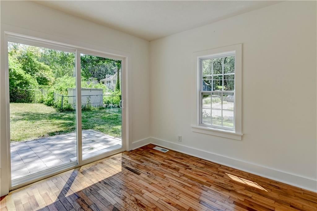 3701 N Cherry Street — photo 22