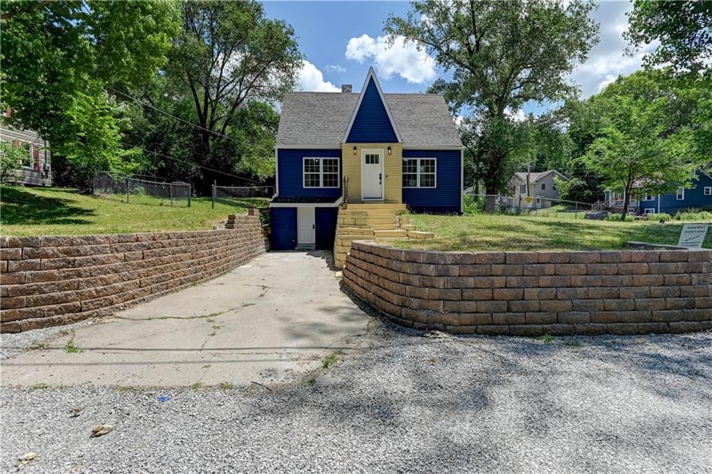 3701 N Cherry Street — photo 35