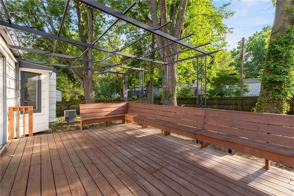 11104 Norby Road — photo 30