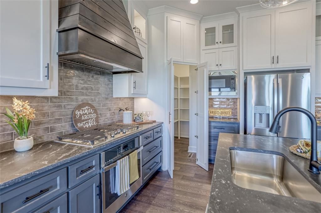 15296 W 173rd Terrace — photo 30