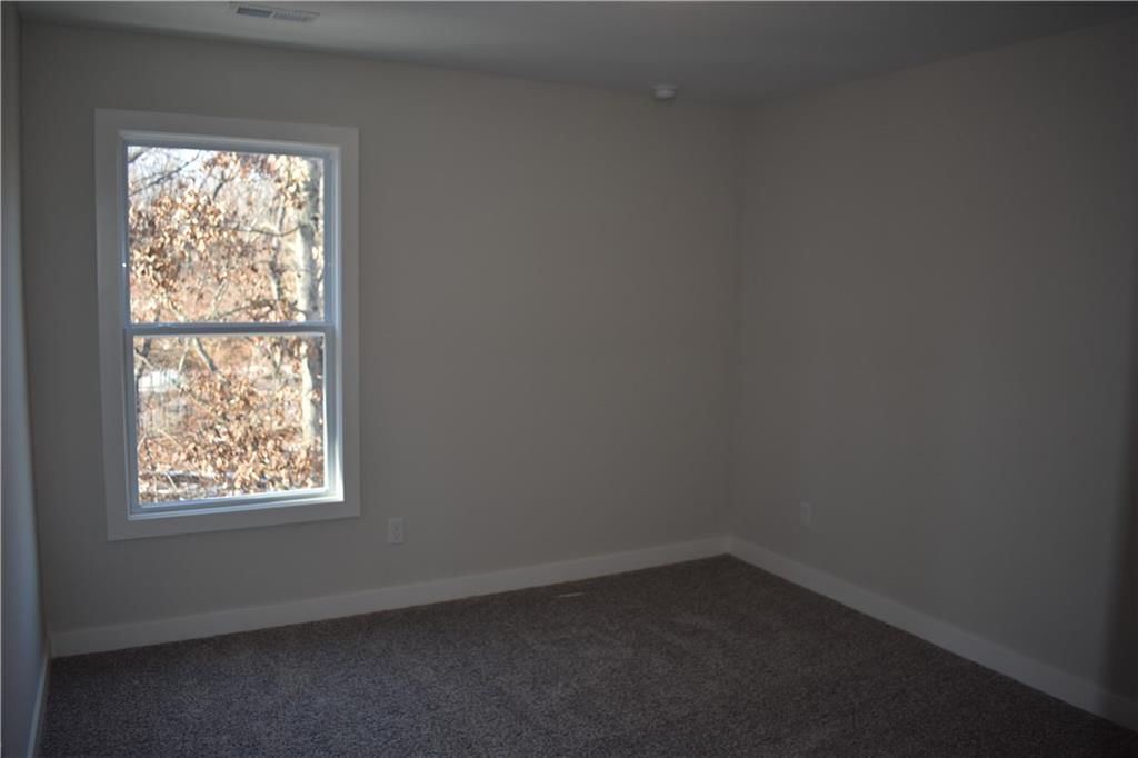 1302 Melissa Court — photo 22