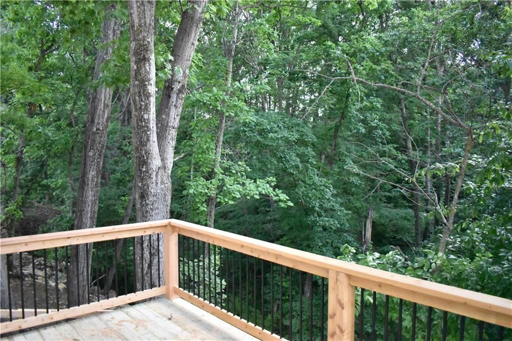1302 Melissa Court — photo 27