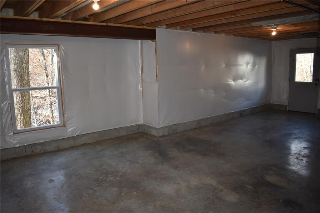 1302 Melissa Court — photo 39