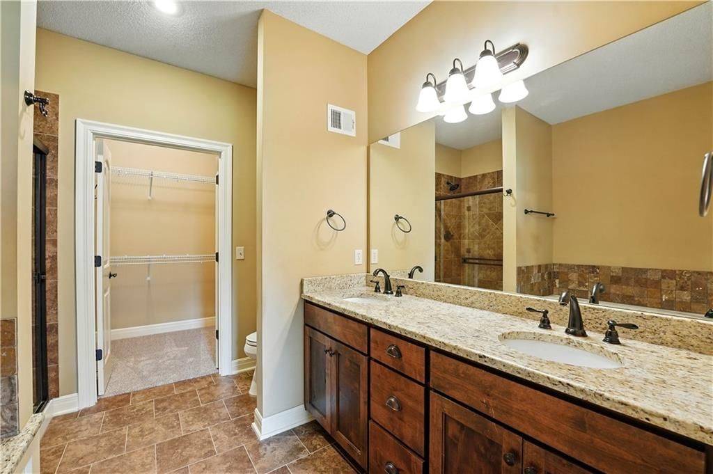 22511 W 72nd Street — photo 17