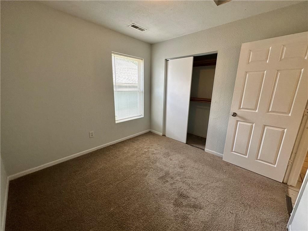 2804 Wenzel Avenue — photo 2
