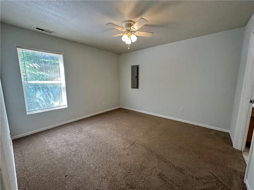 2804 Wenzel Avenue — photo 6