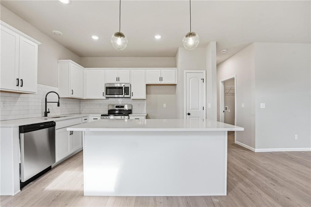 12508 S Parkwood Lane — photo 11
