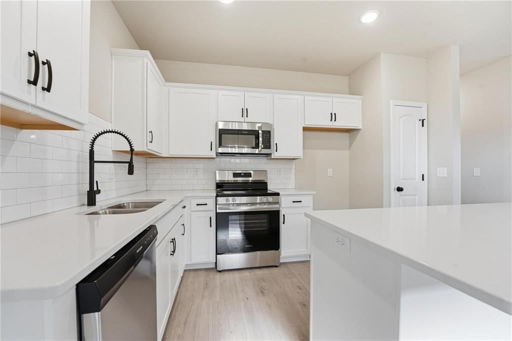 12508 S Parkwood Lane — photo 18