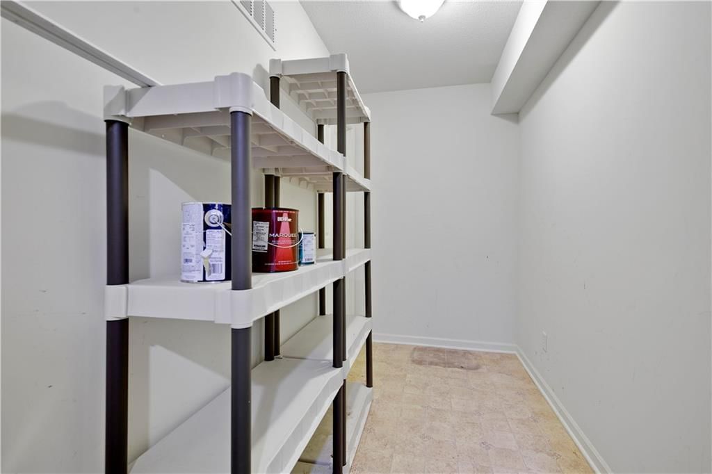 Photo 34 of 37 - 16127 Linden Street