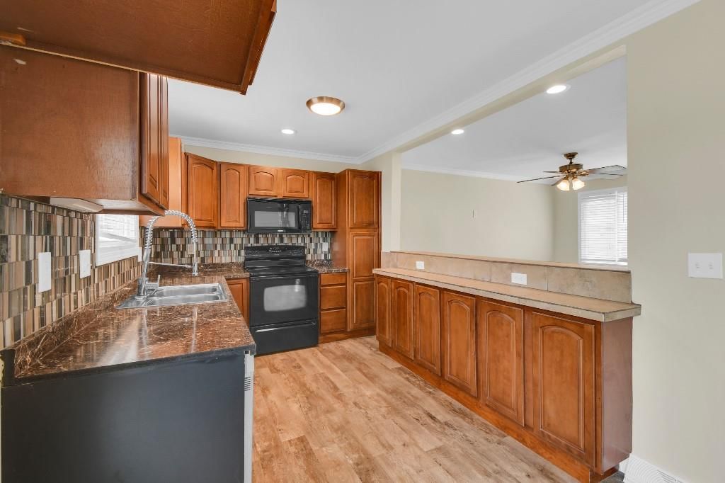 1212 NW 67th Street — photo 15