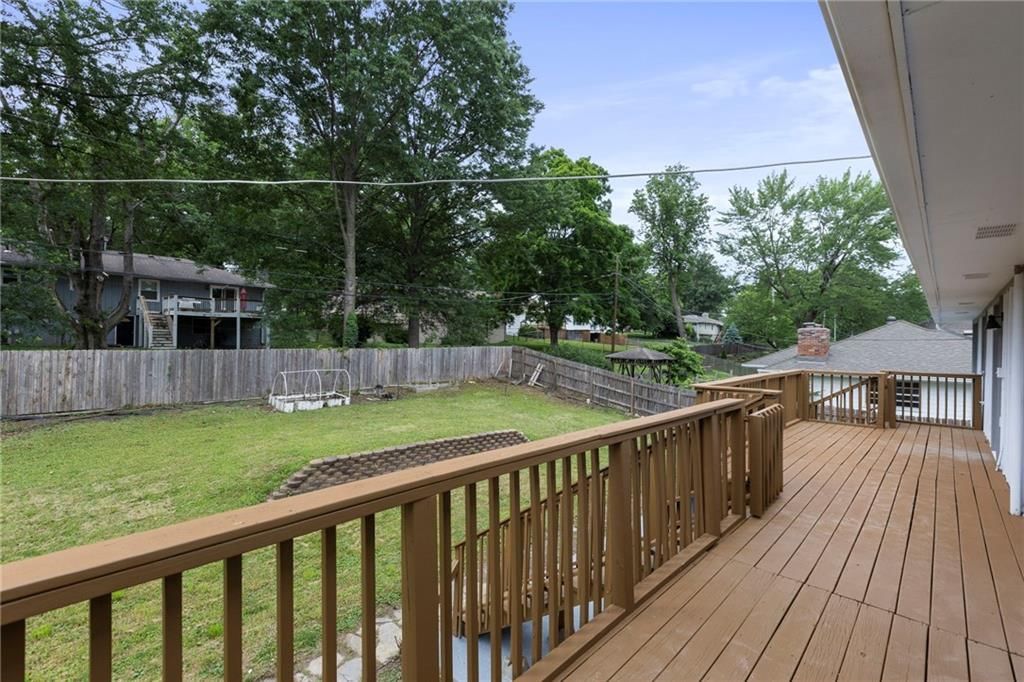 10212 Virginia Avenue — photo 40