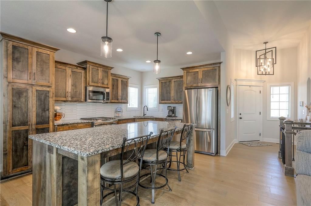 Photo 11 of 38 - 4812 SW 4th Street