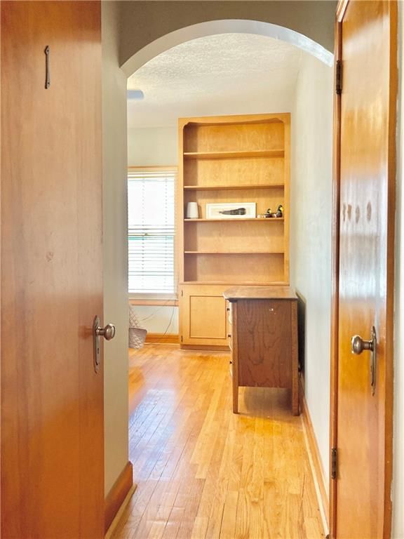 406 S 6th Street — photo 13