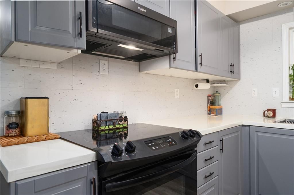 118 Village Street — photo 16