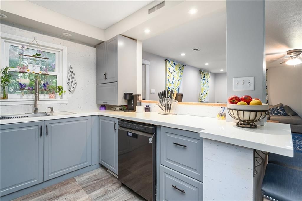 118 Village Street — photo 18