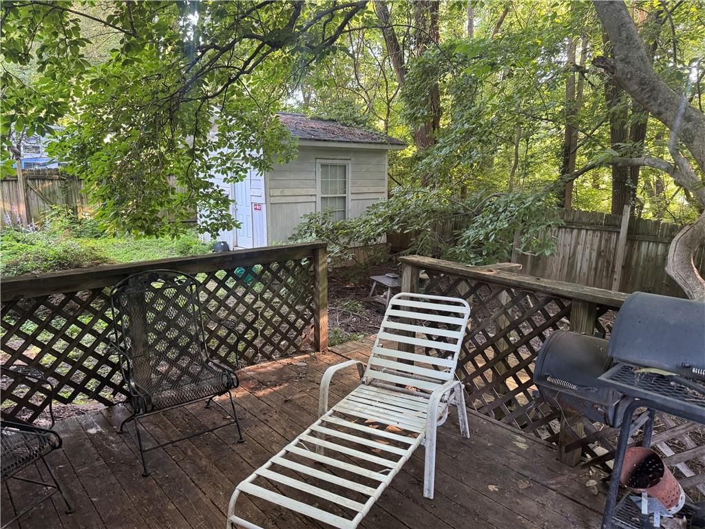 1116 Quincy Street — photo 17