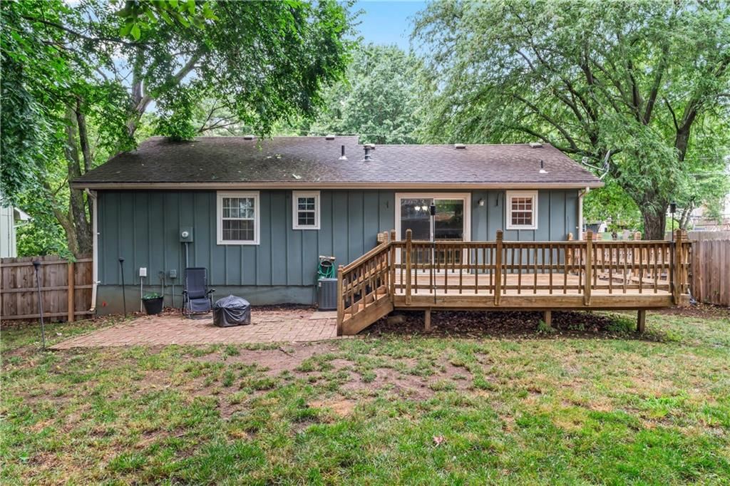 1275 NE Tudor Road — photo 34