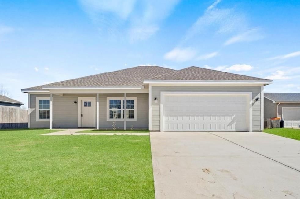 210 S Devin Street, Lone Jack, MO