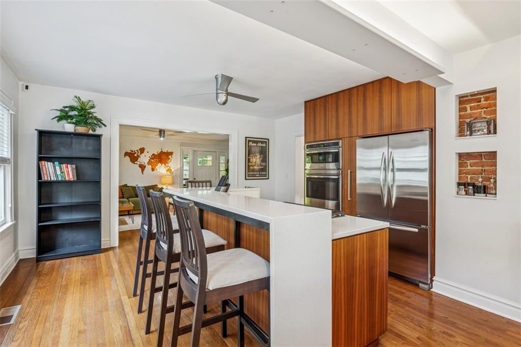 5720 Oak Street — photo 11