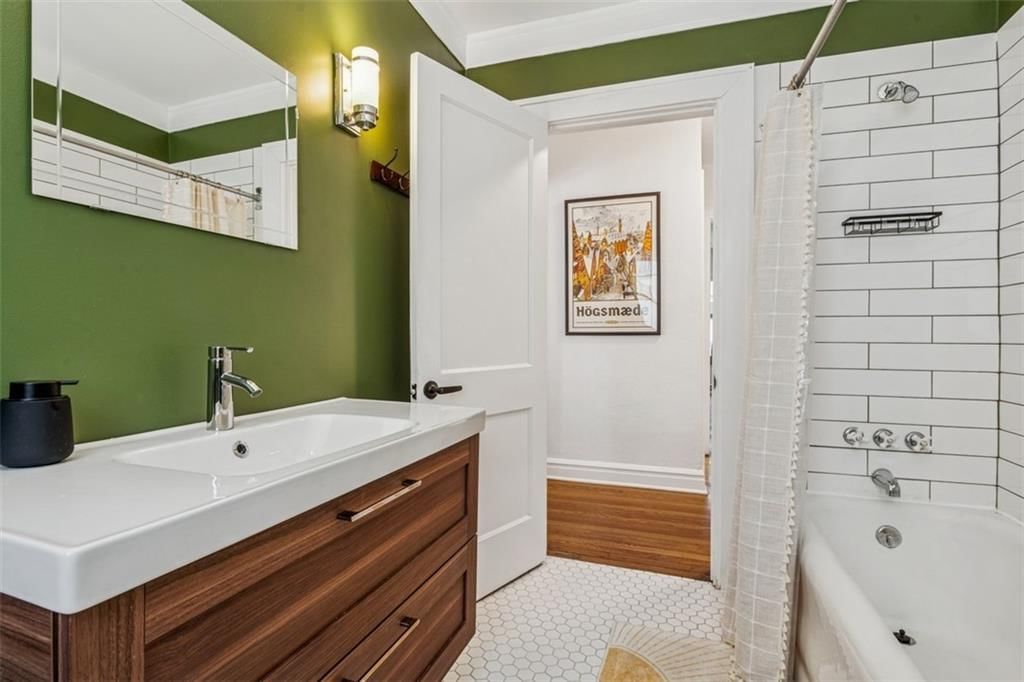 5720 Oak Street — photo 14