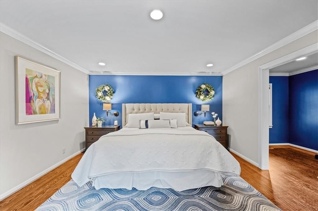 2407 W 105 Street — photo 28