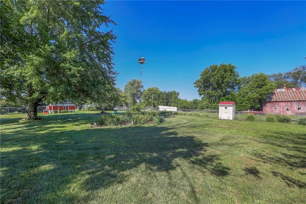 Photo 48 of 49 - 14043 170 Street