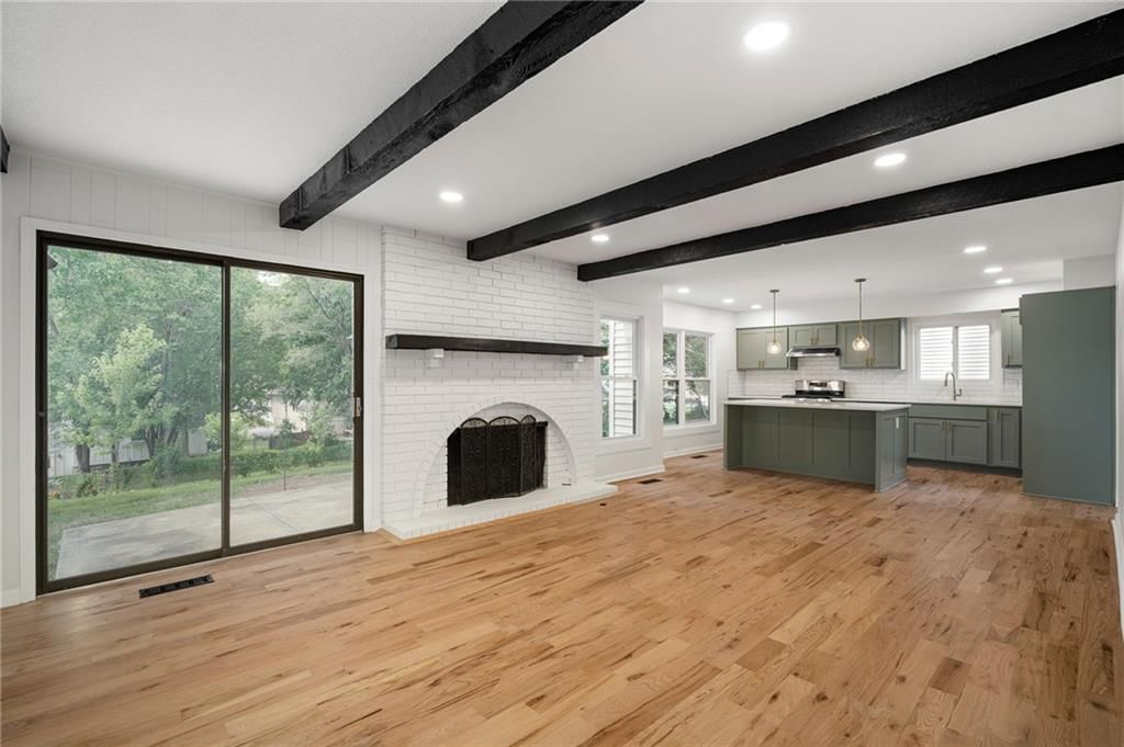 10206 NW 67th Street — photo 10