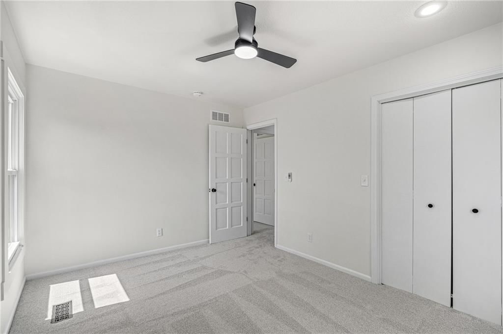 10206 NW 67th Street — photo 32