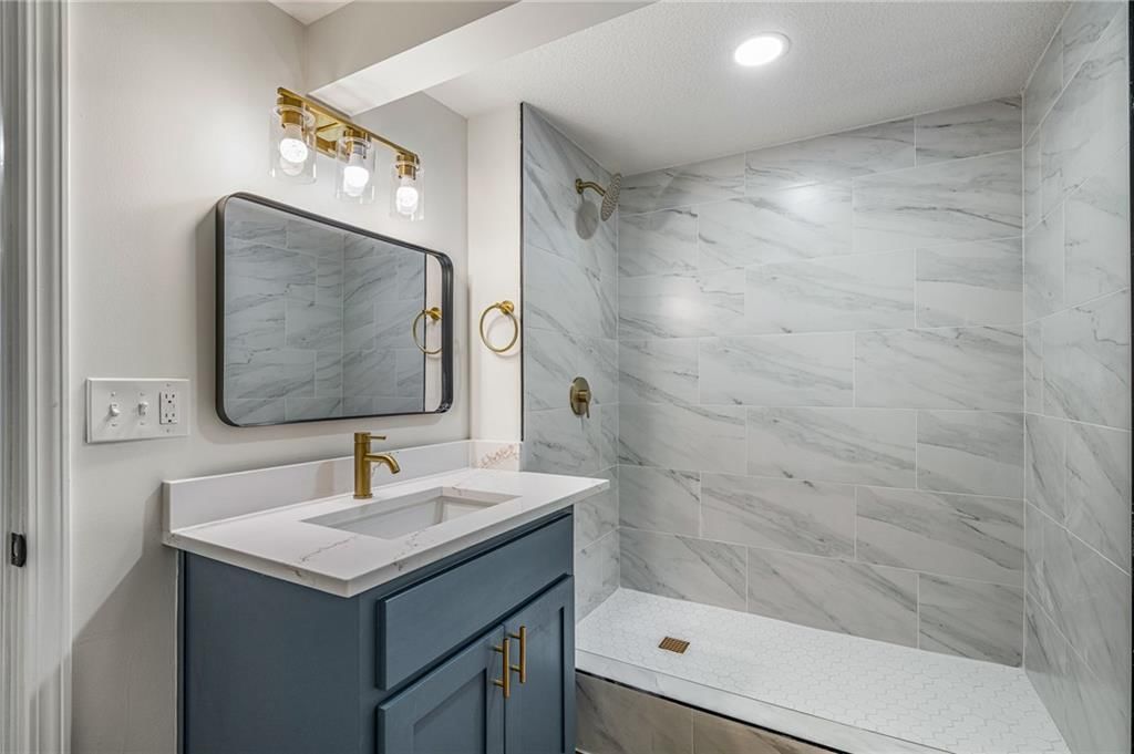 10206 NW 67th Street — photo 44