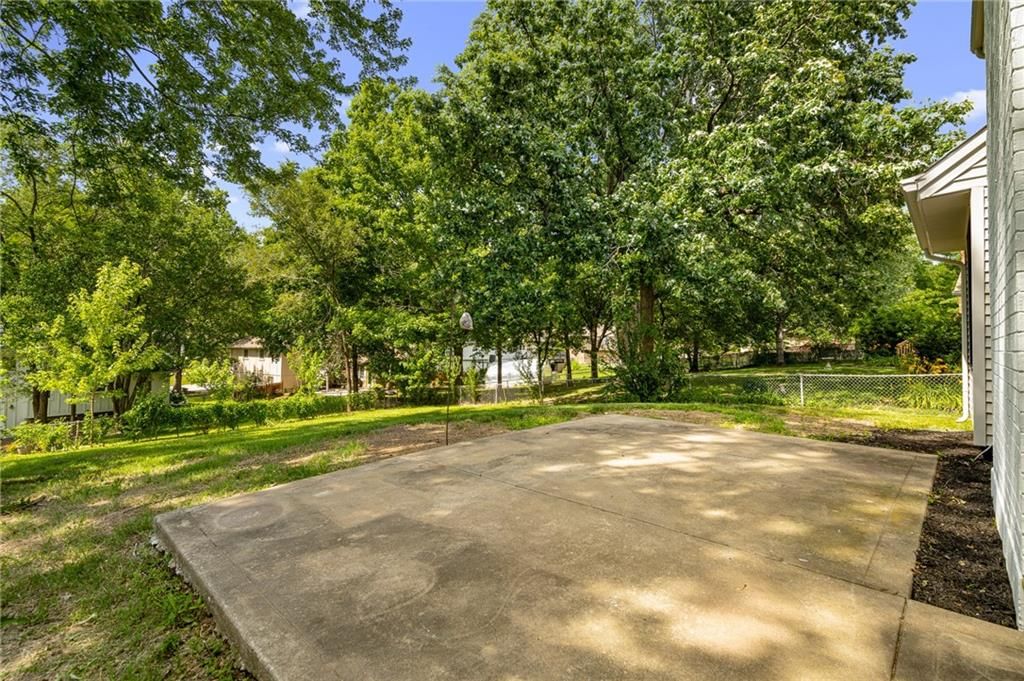 10206 NW 67th Street — photo 45