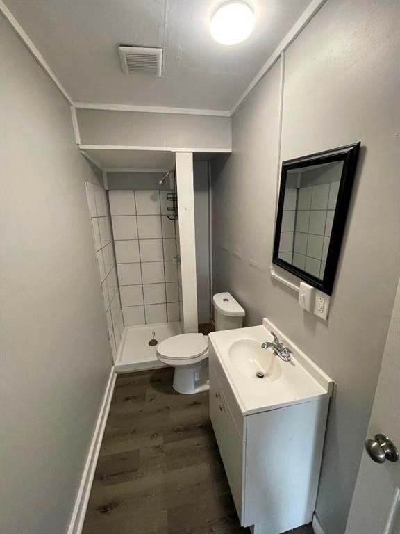 Photo 15 of 18 - 810 S Hardy Avenue