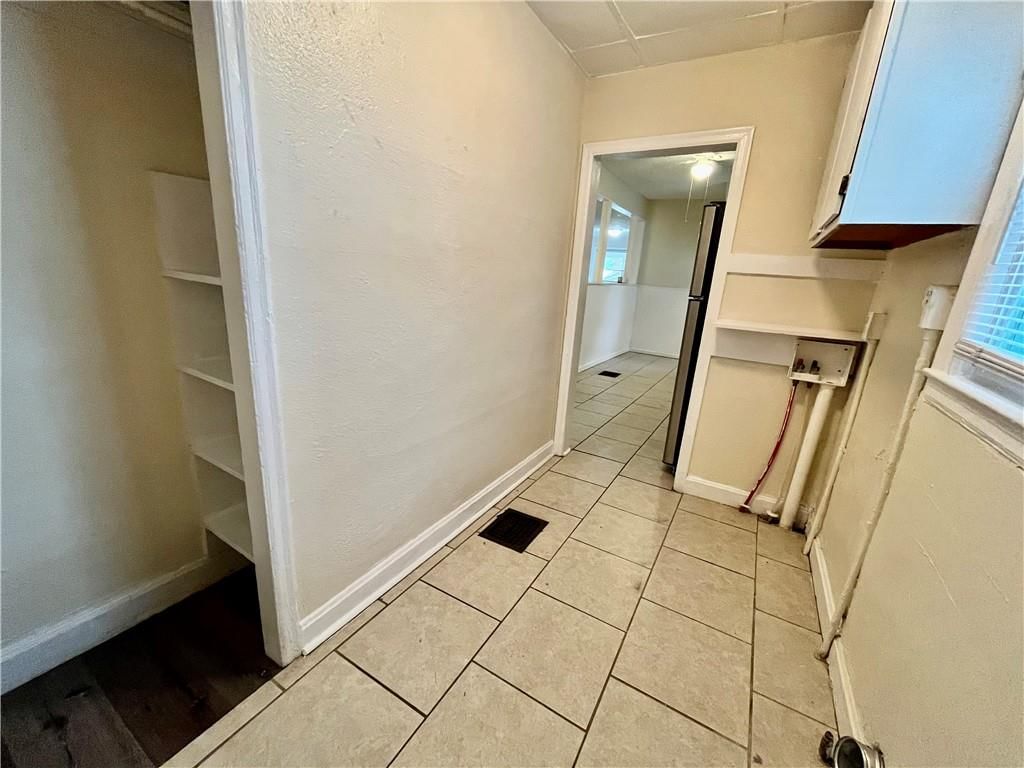 Photo 10 of 15 - 551 S Brookside Avenue
