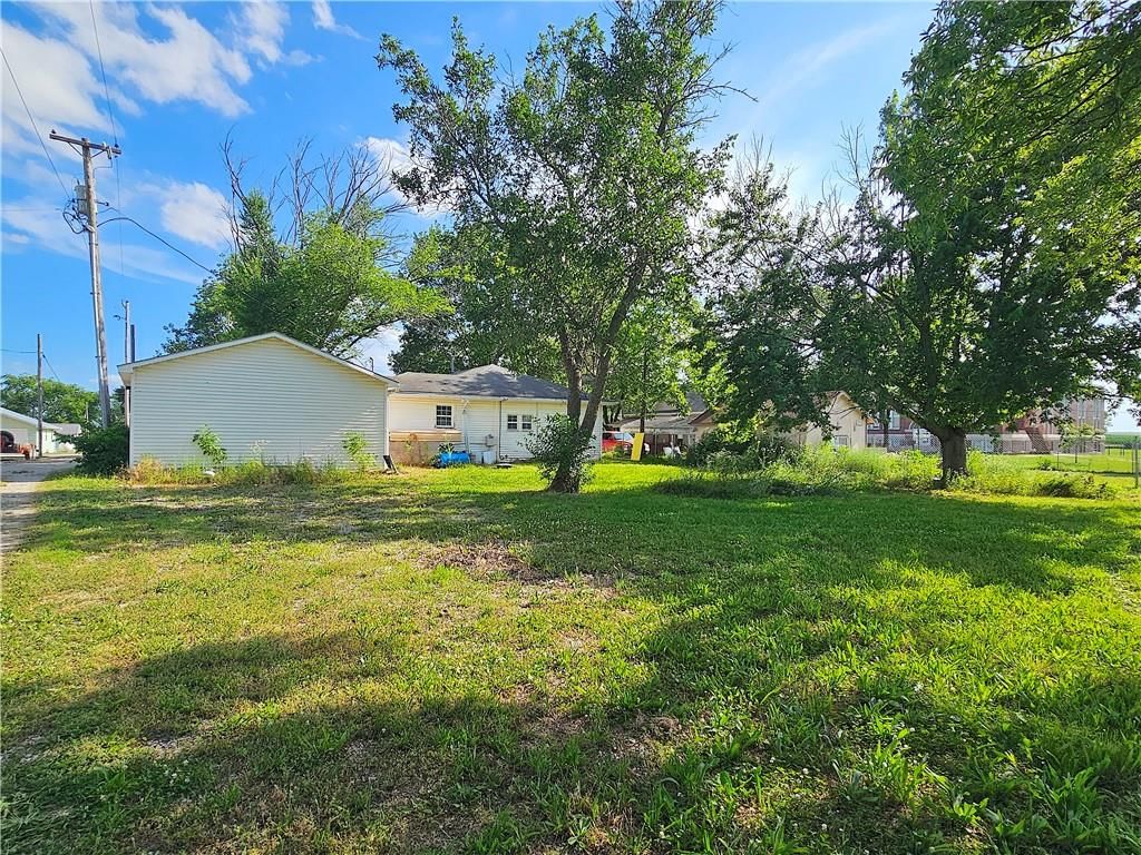 102 Garrison Avenue — photo 4