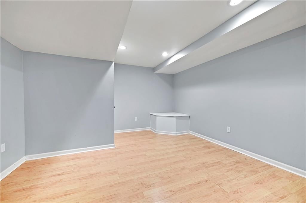11202 W 116th Street — photo 32