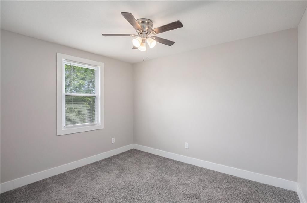 1116 Splitlog Avenue — photo 14